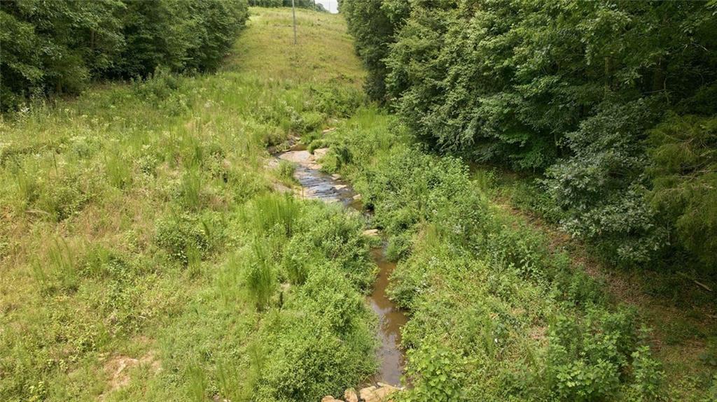 759 Fairview Road Property Photo 8