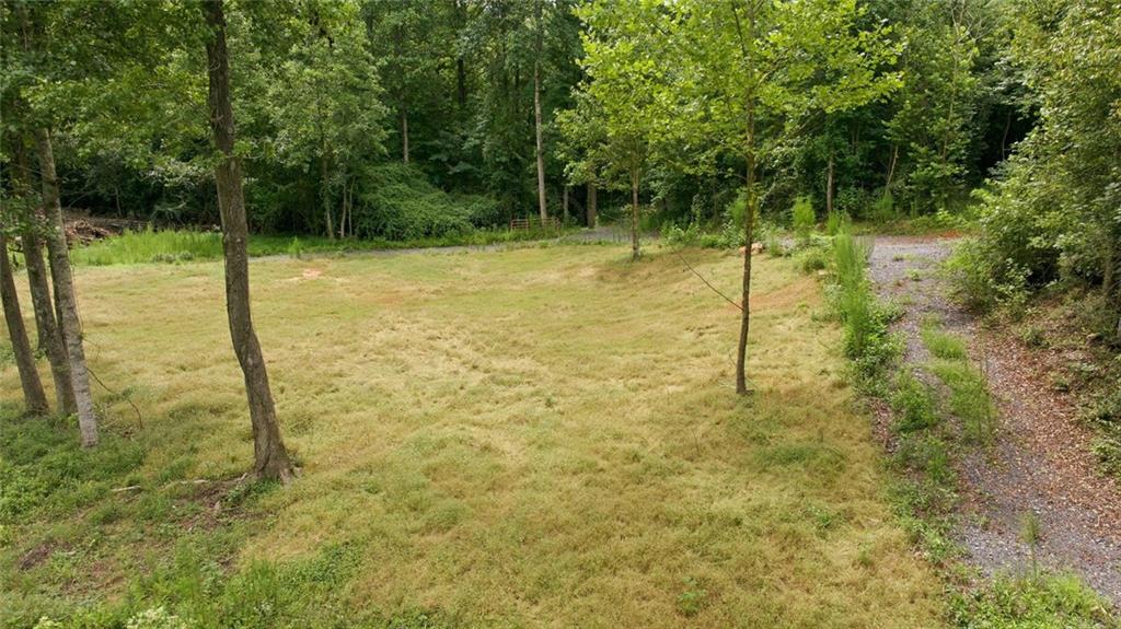 759 Fairview Road Property Photo 9