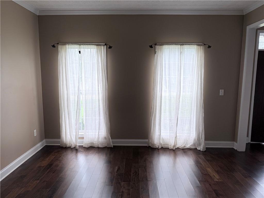 209 Ashley Drive Property Photo 8