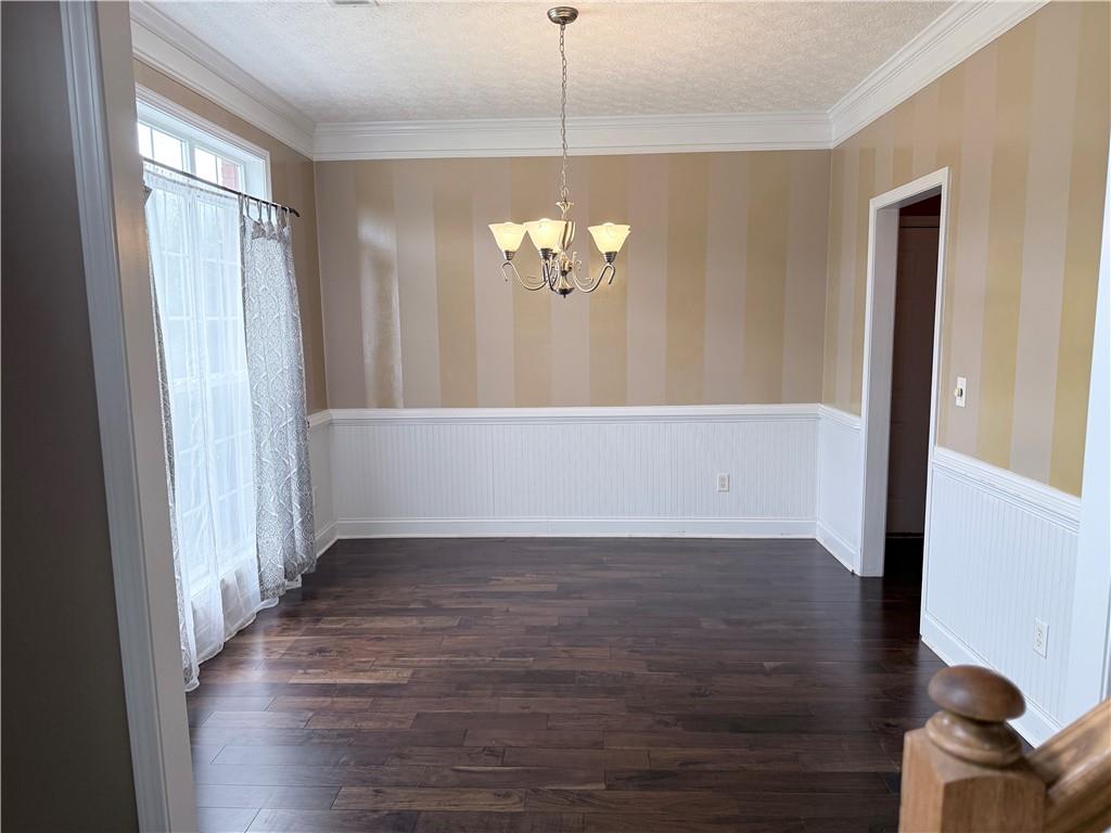 209 Ashley Drive Property Photo 9