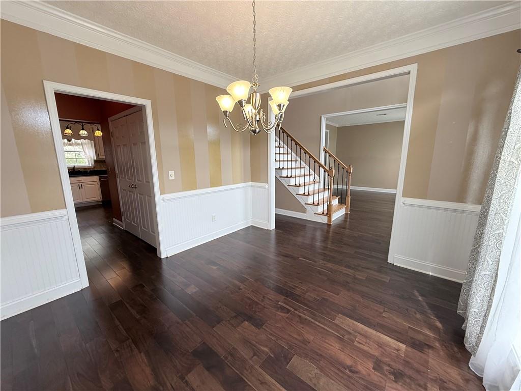 209 Ashley Drive Property Photo 12