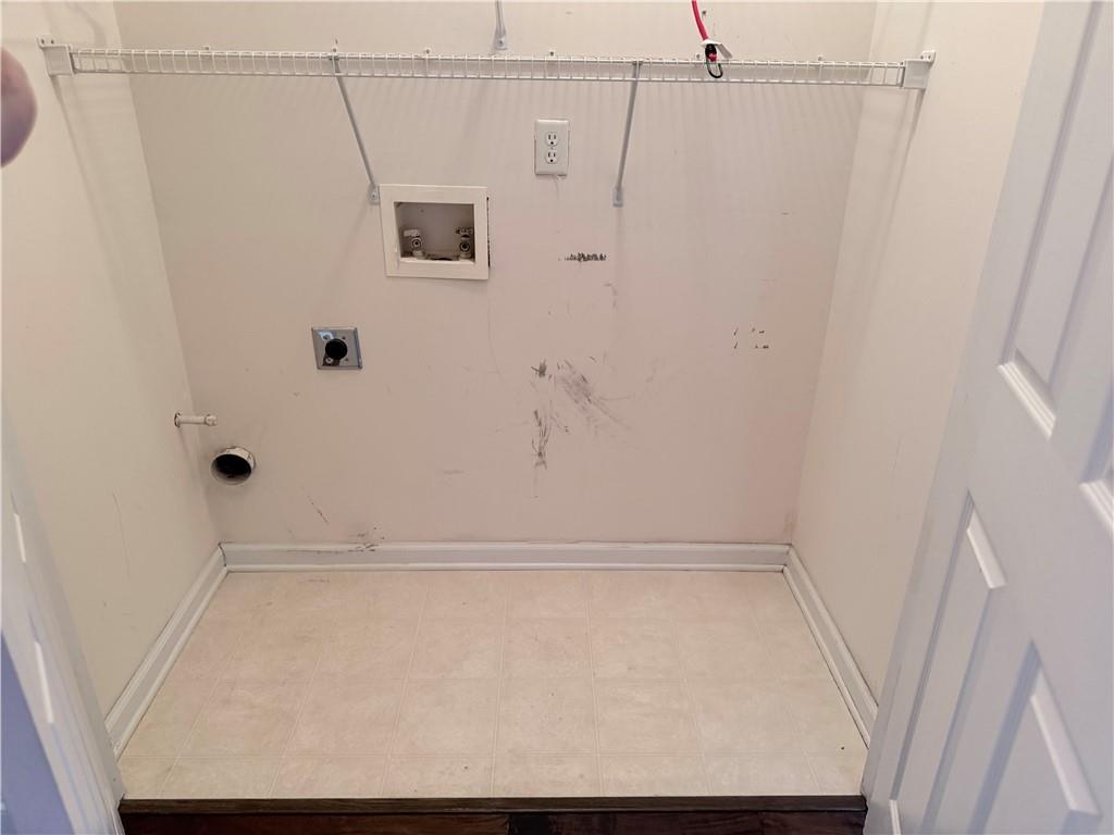 209 Ashley Drive Property Photo 21