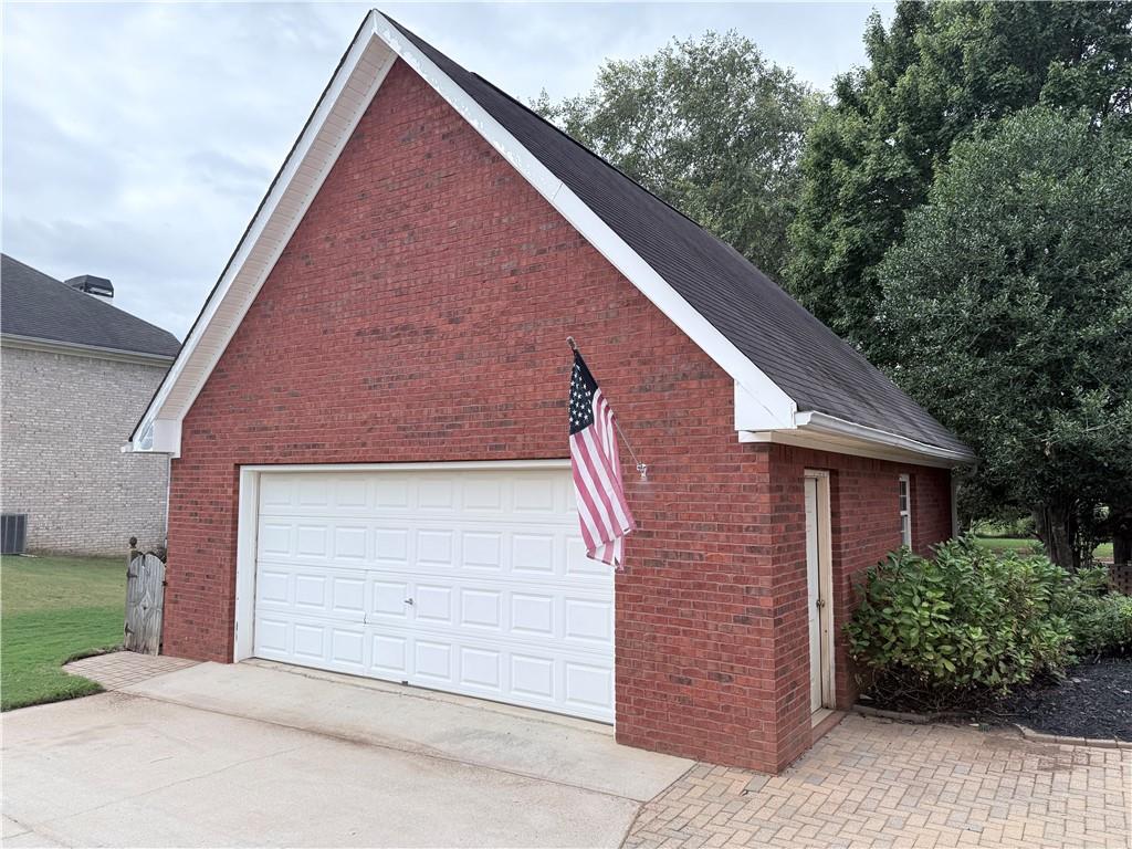 209 Ashley Drive Property Photo 42