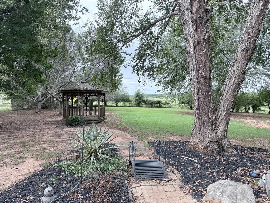 209 Ashley Drive Property Photo 50