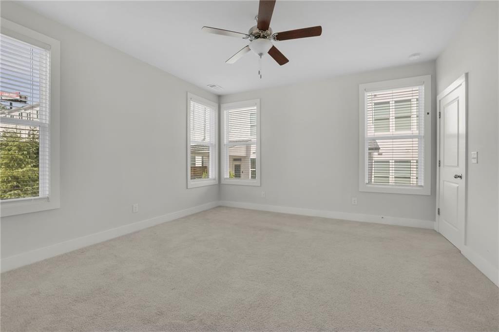 1252 Windmill Parkway Property Photo 18