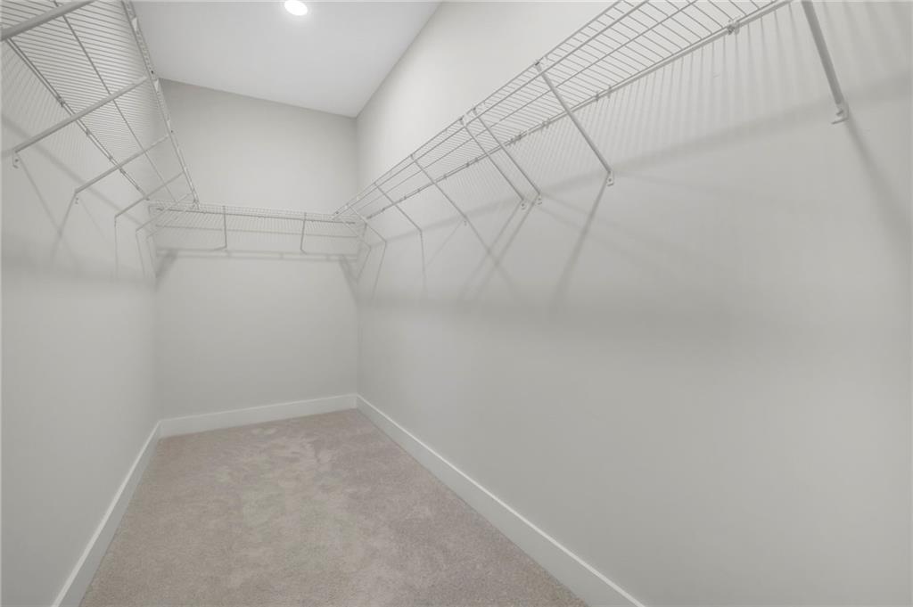 1252 Windmill Parkway Property Photo 21