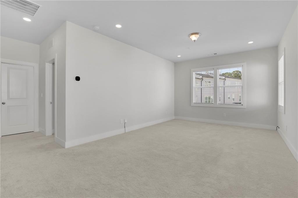1252 Windmill Parkway Property Photo 26