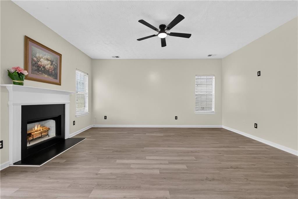 11240 Aliyah Drive Property Photo 10