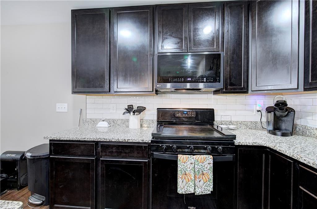 100 Moonlit Trail Property Photo 13