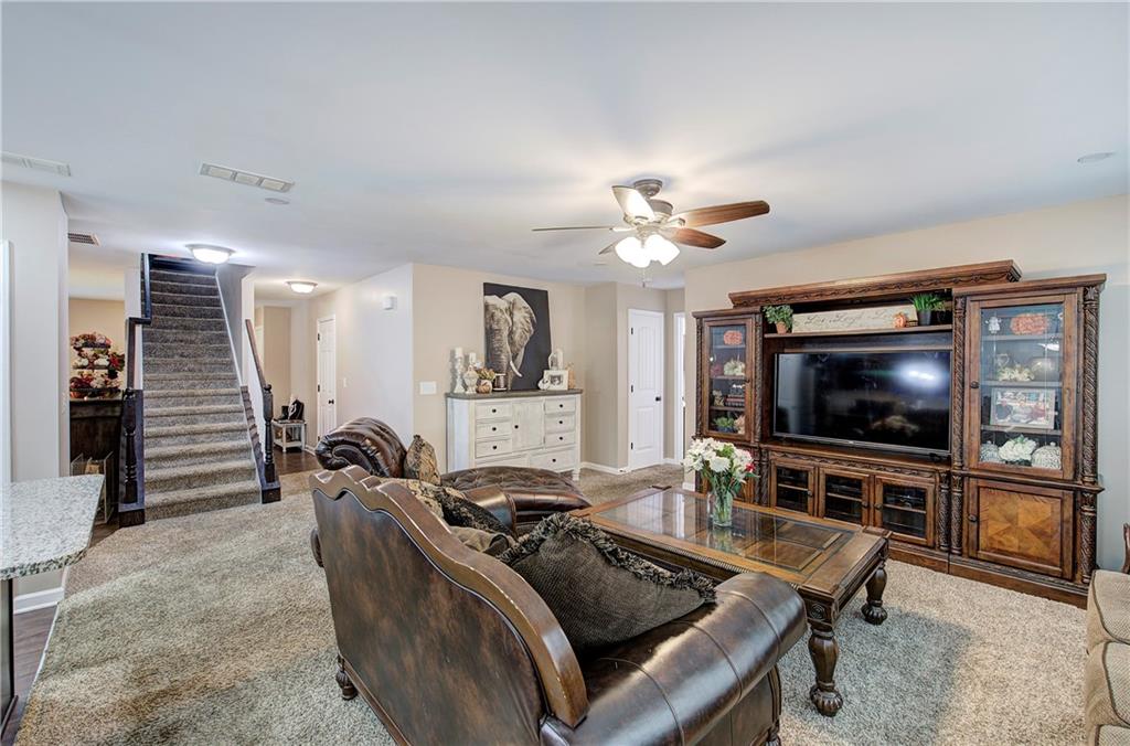 100 Moonlit Trail Property Photo 21