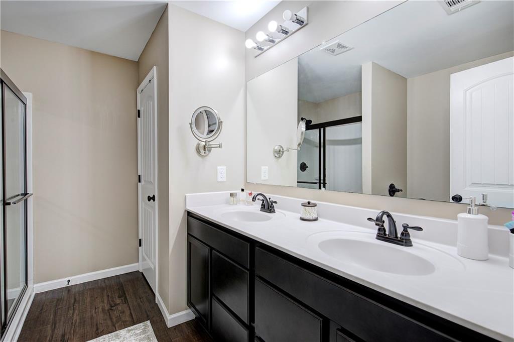 100 Moonlit Trail Property Photo 30