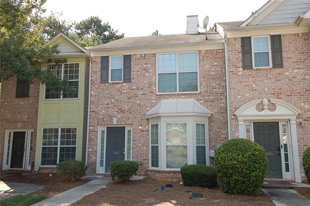2847 Parkway Close Property Photo 1