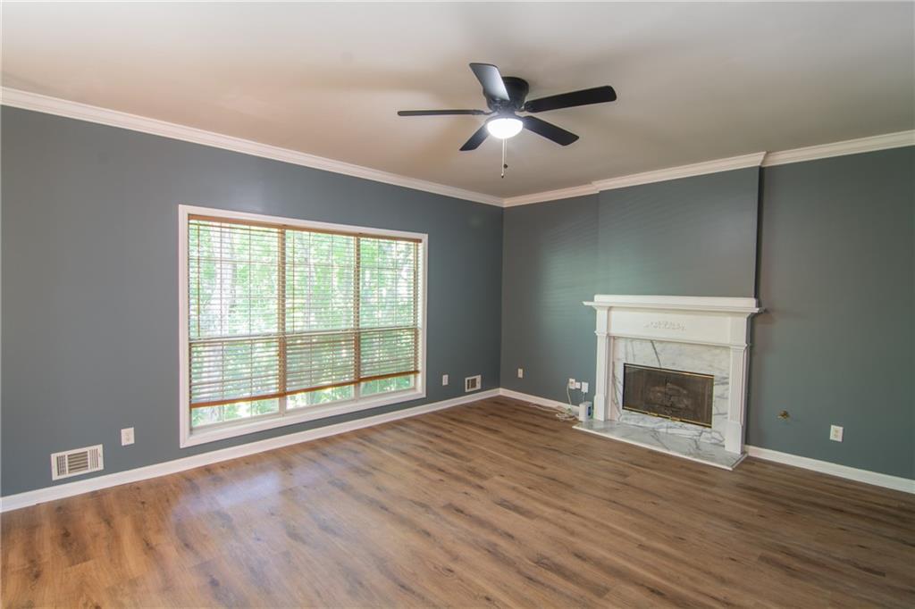 2108 Brickton Crossing Property Photo 6