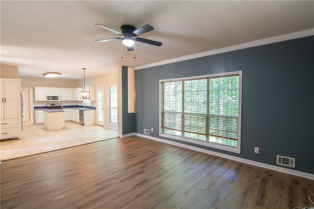 2108 Brickton Crossing Property Photo 7