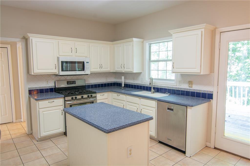 2108 Brickton Crossing Property Photo 10