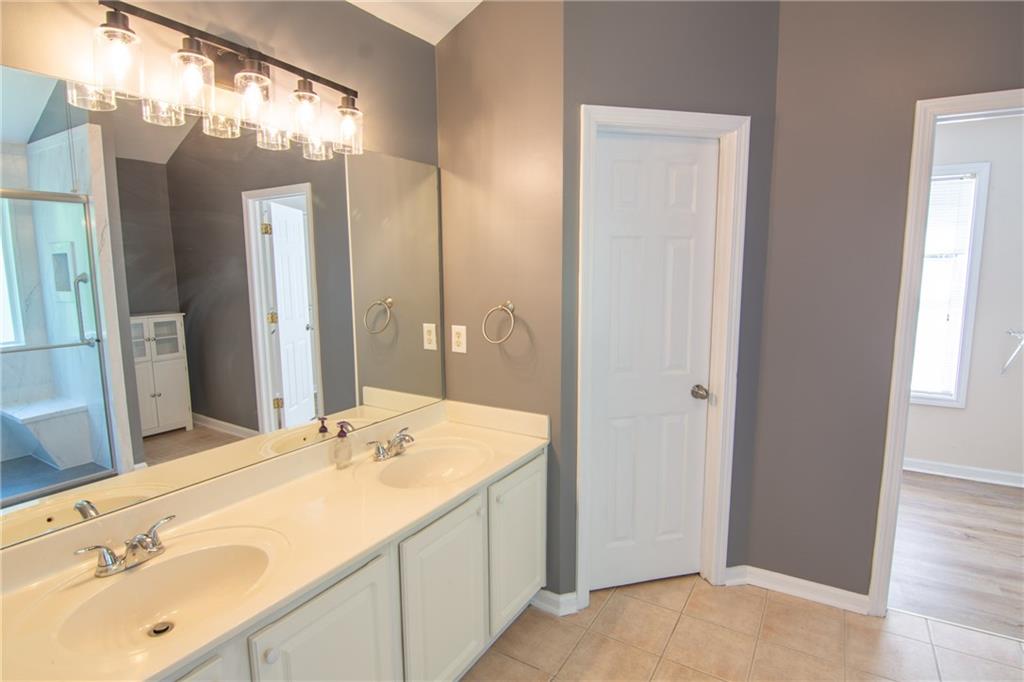 2108 Brickton Crossing Property Photo 22