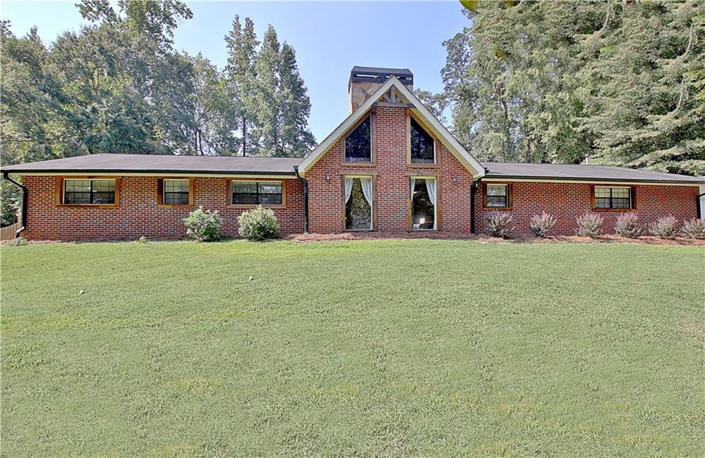 515 Golf View Drive Property Photo 1