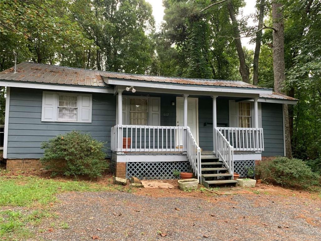 602 Mccurdy Road Property Photo 1