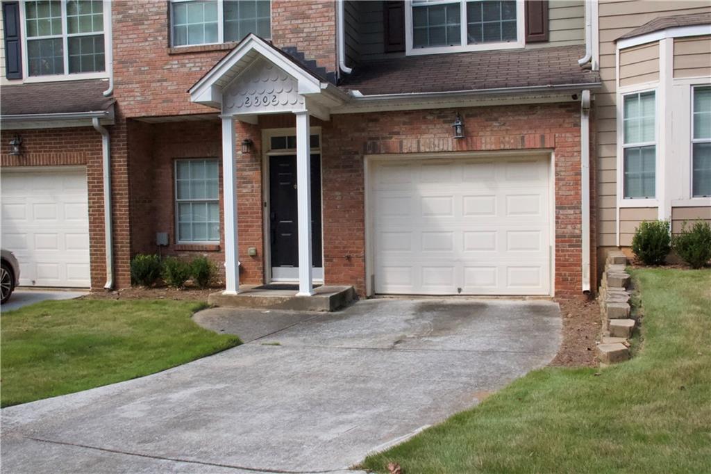 2502 Laurel Circle Nw Property Photo 3
