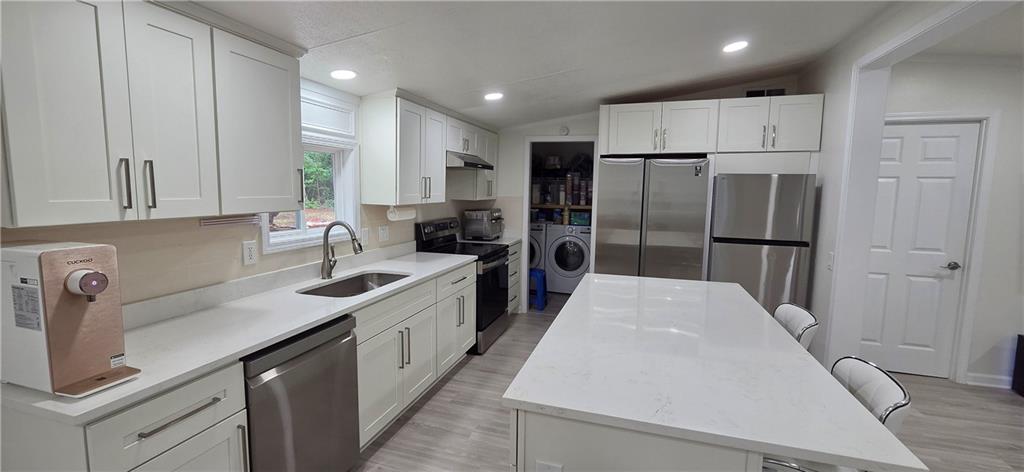 244 Timberline Road Property Photo 4