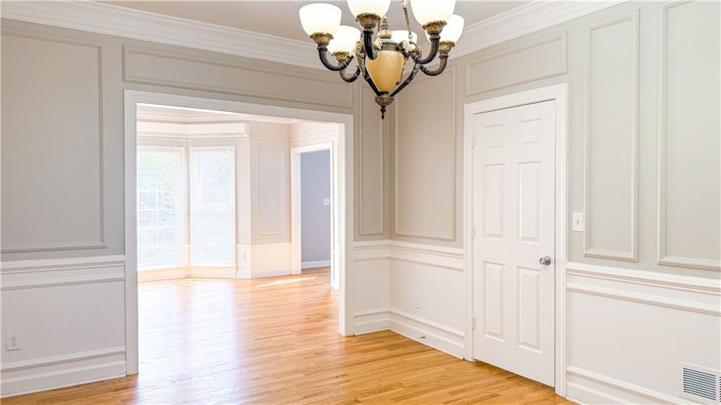 5630 Vicarage Walk Property Photo 11