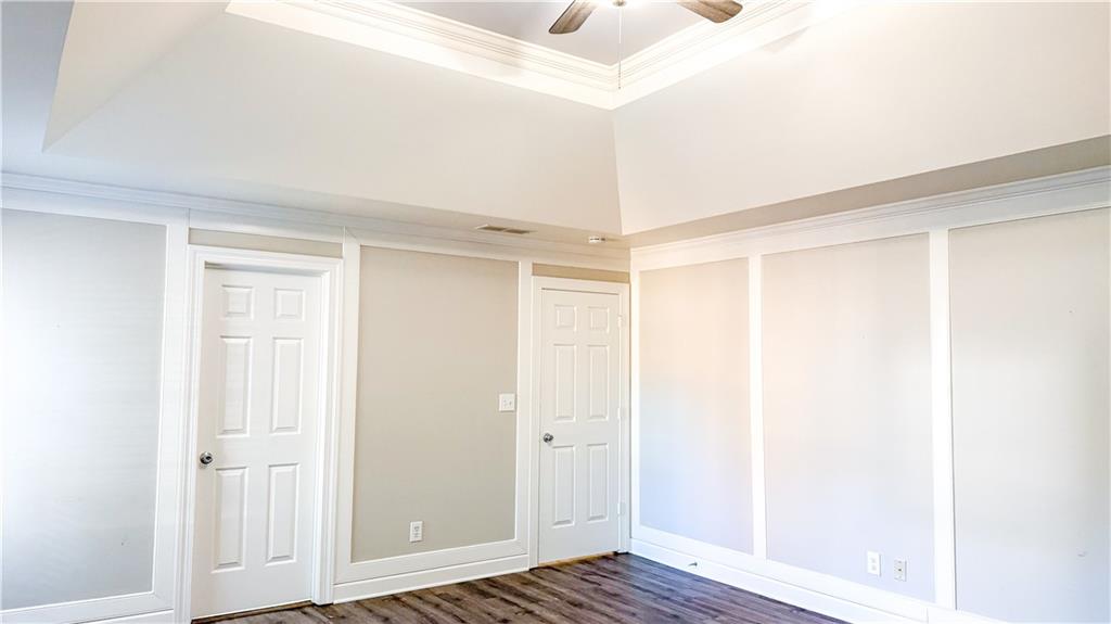 5630 Vicarage Walk Property Photo 22