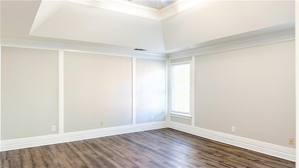 5630 Vicarage Walk Property Photo 27