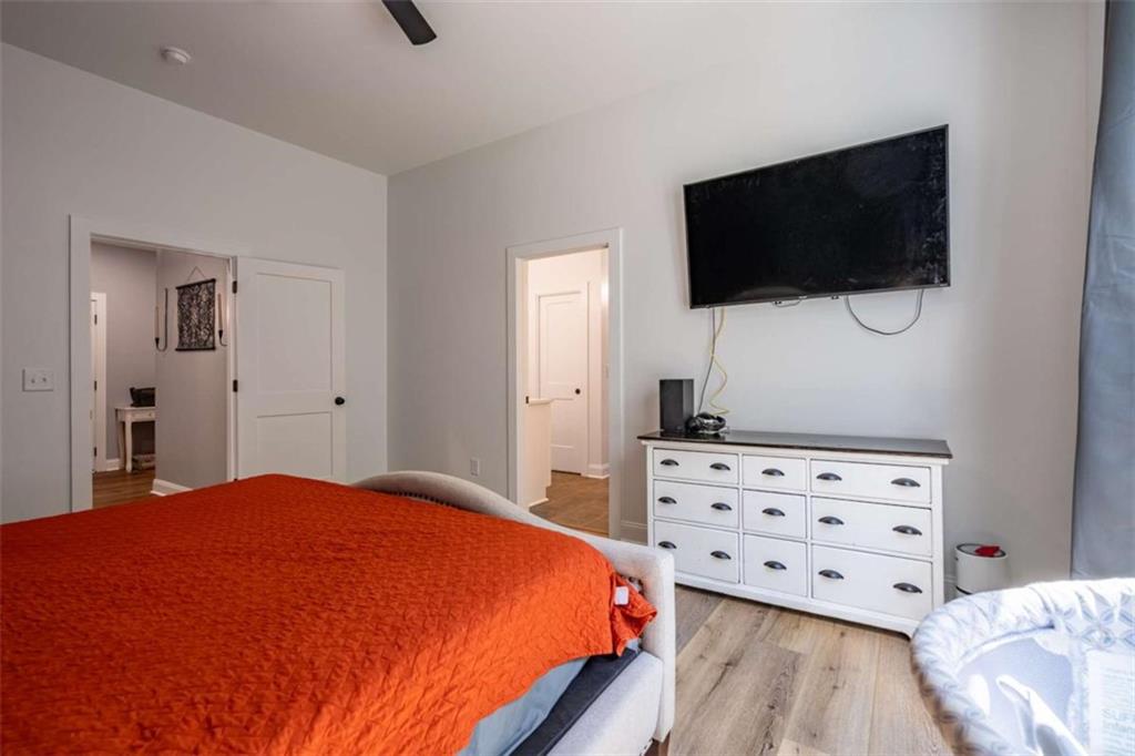 392 Terhune Road Property Photo 18