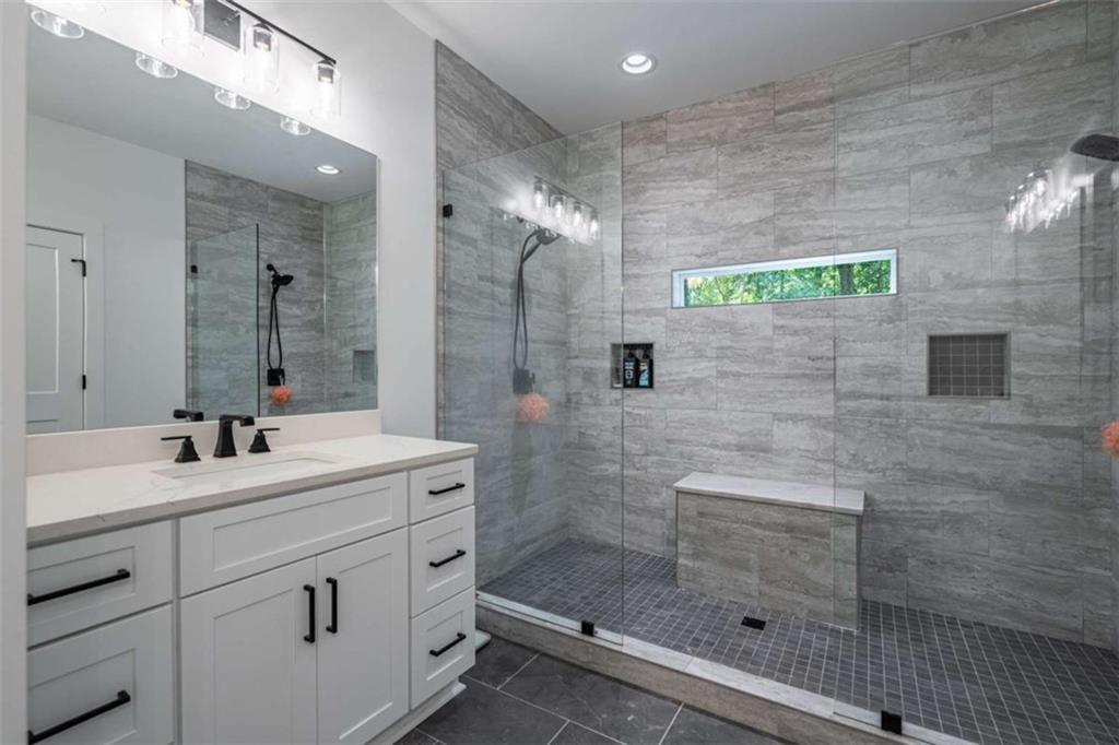 392 Terhune Road Property Photo 19