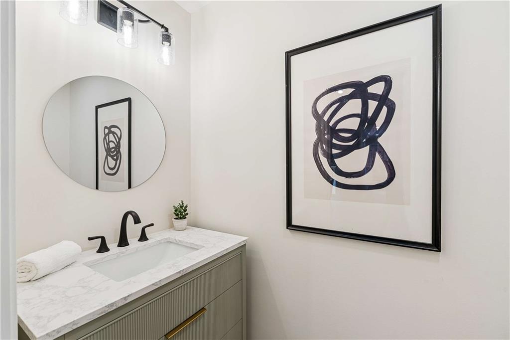 2394 Burch Circle Ne Property Photo 15