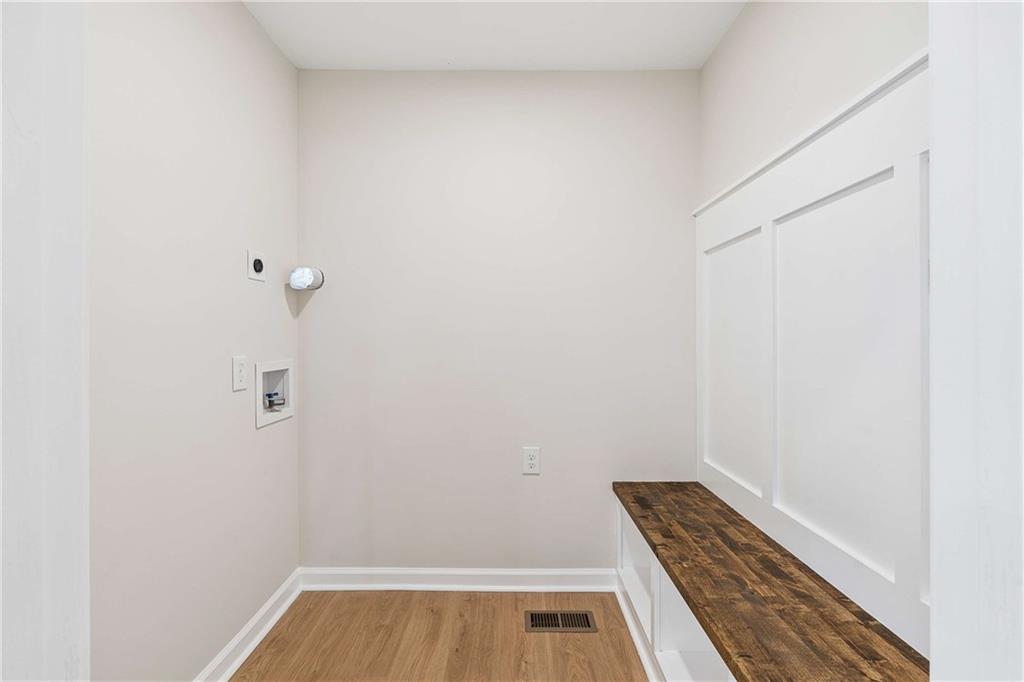 2394 Burch Circle Ne Property Photo 34