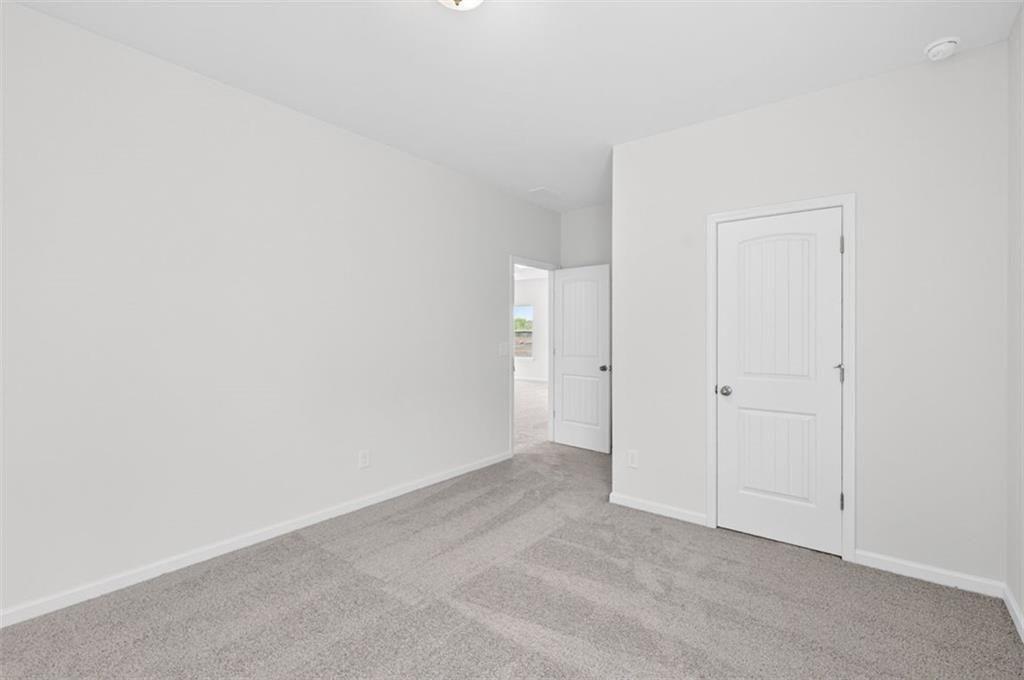 709 Sinclair Lane Property Photo 34