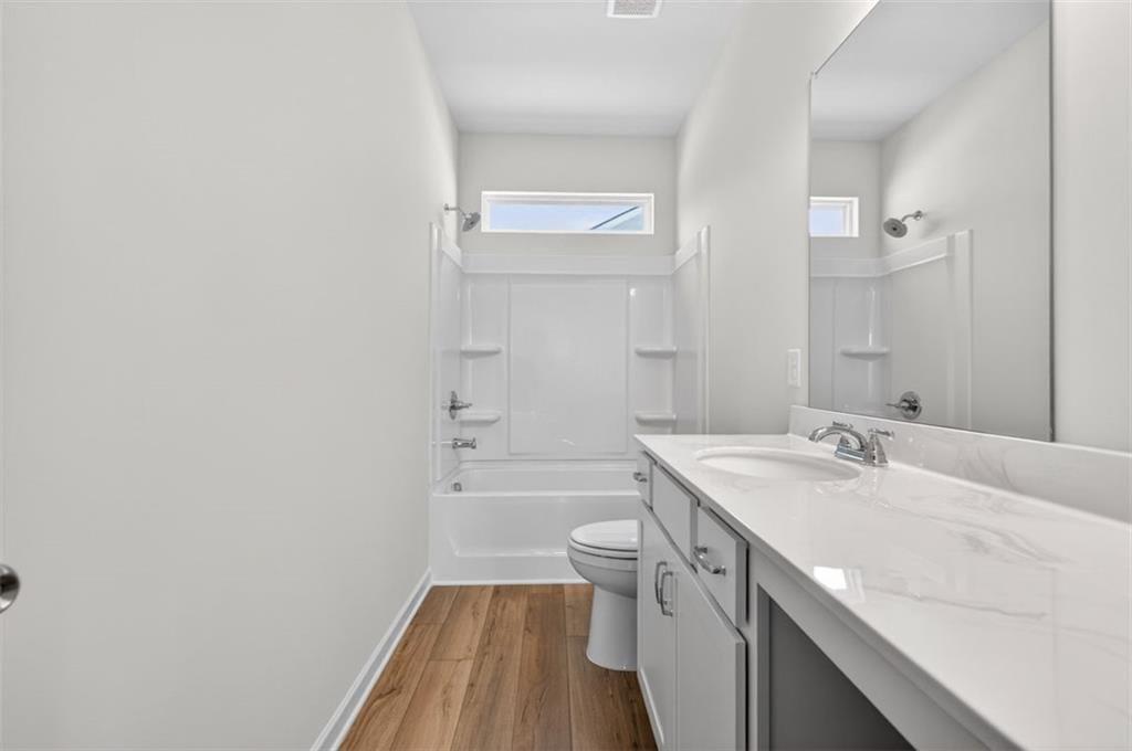 709 Sinclair Lane Property Photo 36