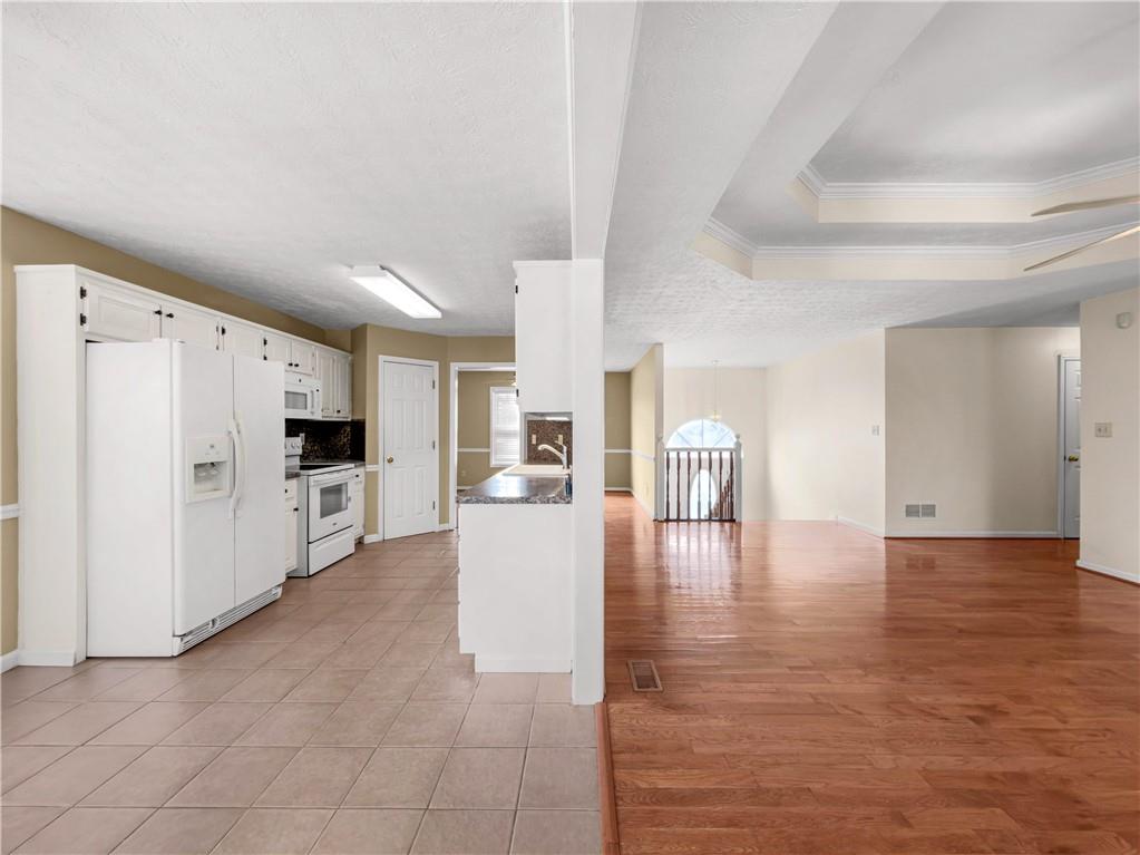 425 Freedom Drive Property Photo 9
