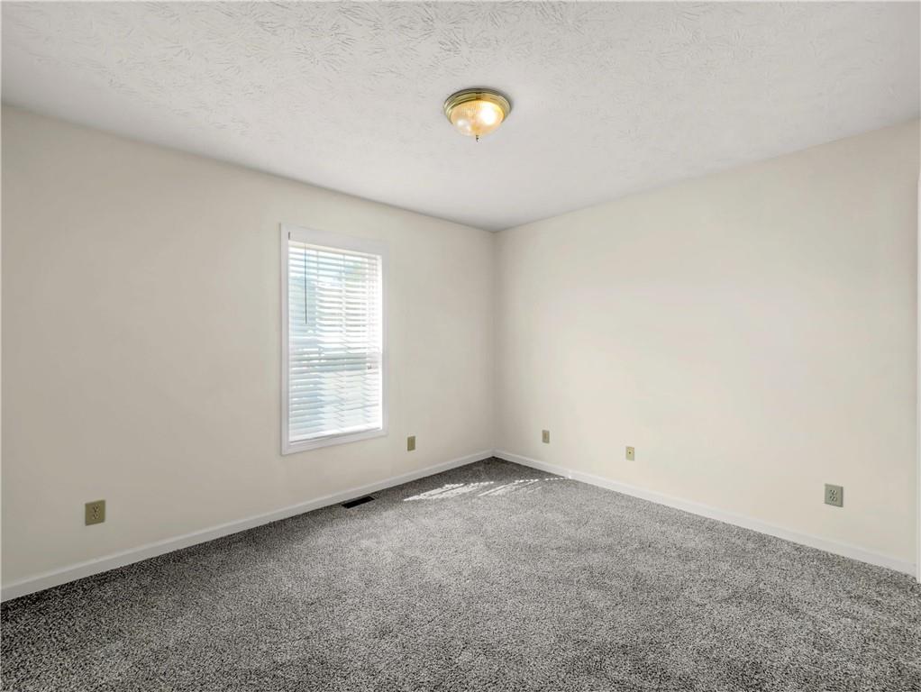 425 Freedom Drive Property Photo 21