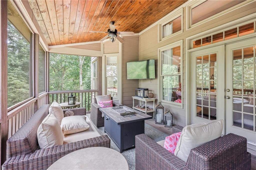 7845419 Property Photo 21