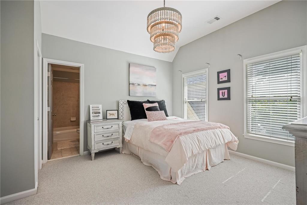 7845419 Property Photo 26