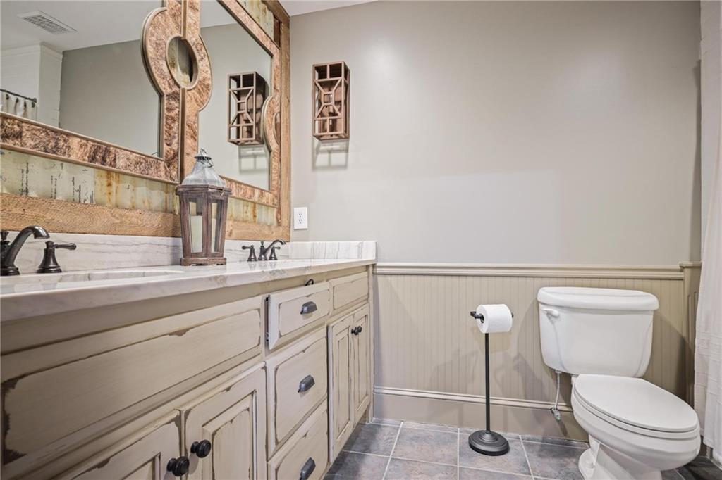 7845419 Property Photo 45
