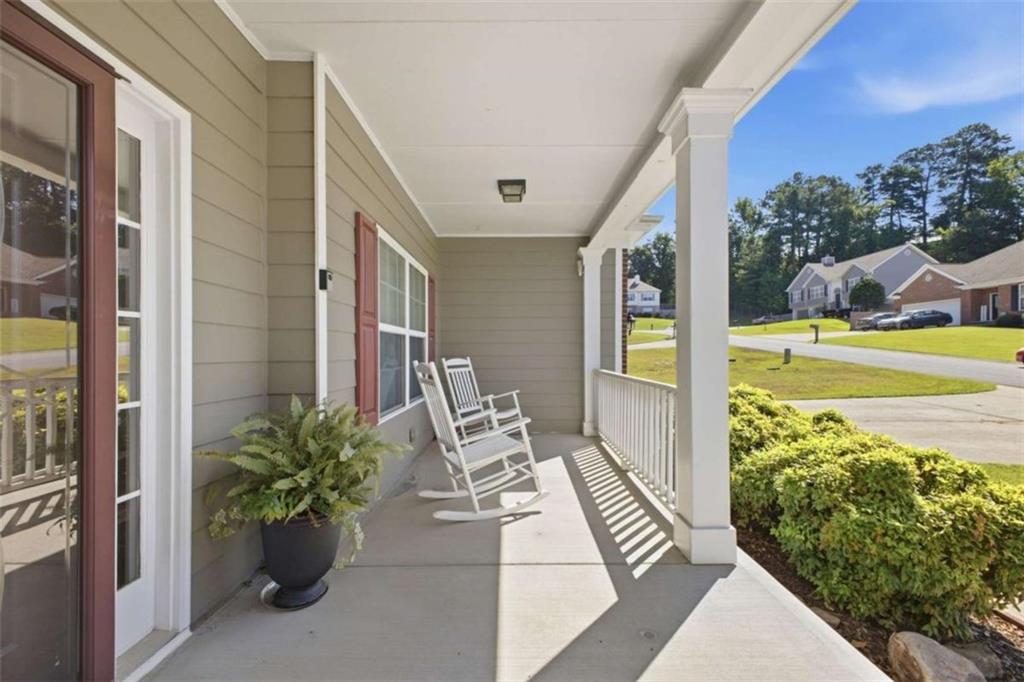 33 Martha's Place Property Photo 2