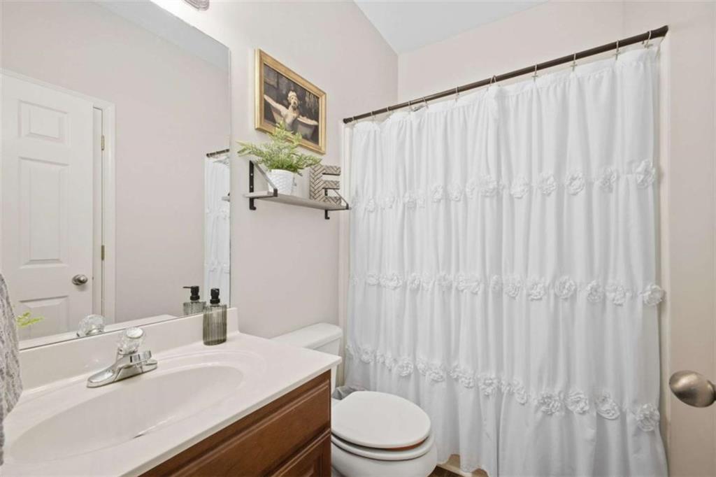 33 Martha's Place Property Photo 14