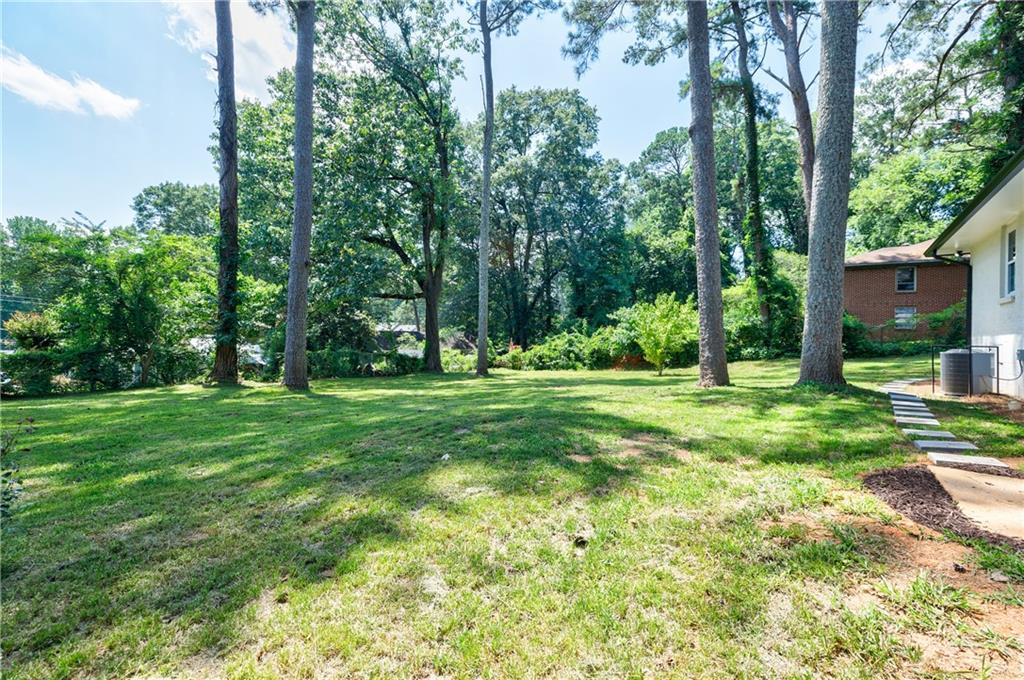 3365 Knott Street Property Photo 6