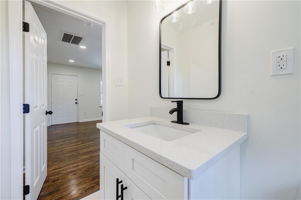 3365 Knott Street Property Photo 36