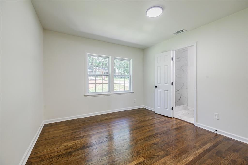 3365 Knott Street Property Photo 38