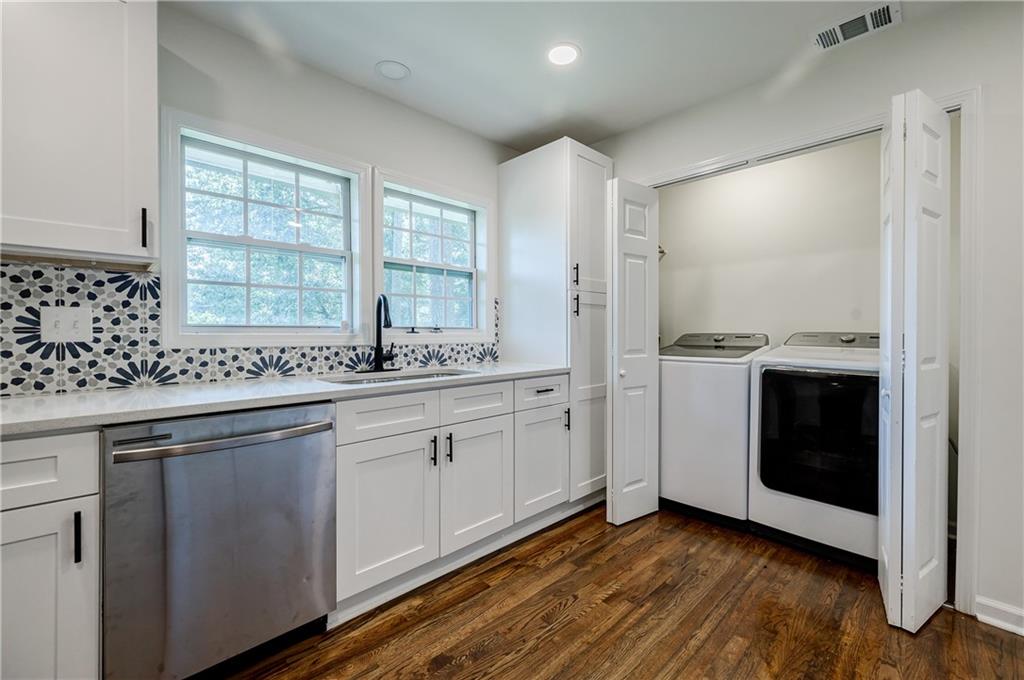 3365 Knott Street Property Photo 54