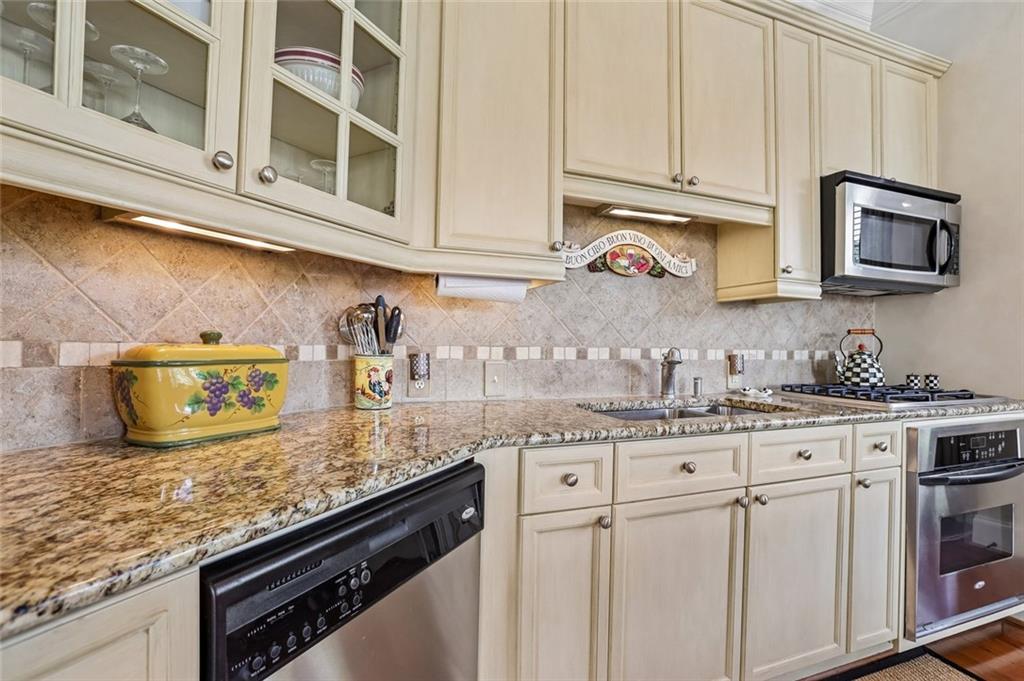 3635 E Paces Circle Ne Unit 1419 Property Photo 10