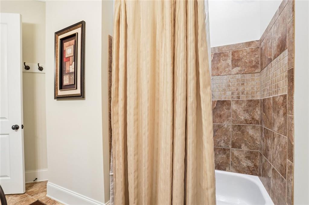 3635 E Paces Circle Ne Unit 1419 Property Photo 34
