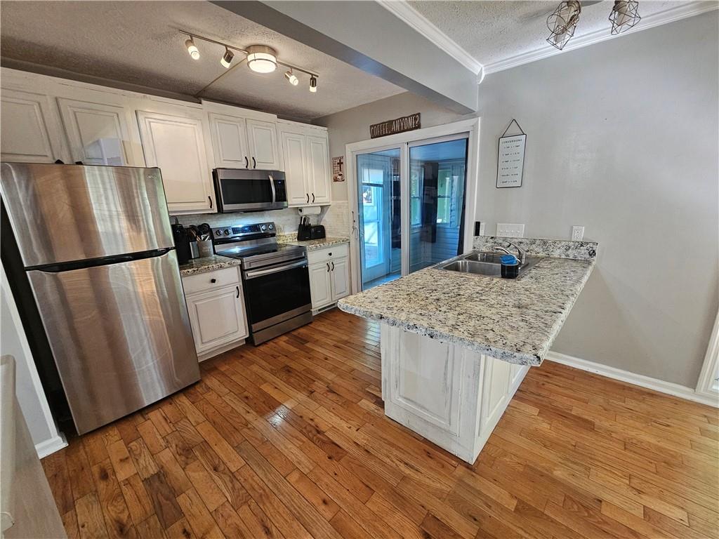 290 Emerald Drive Property Photo 13