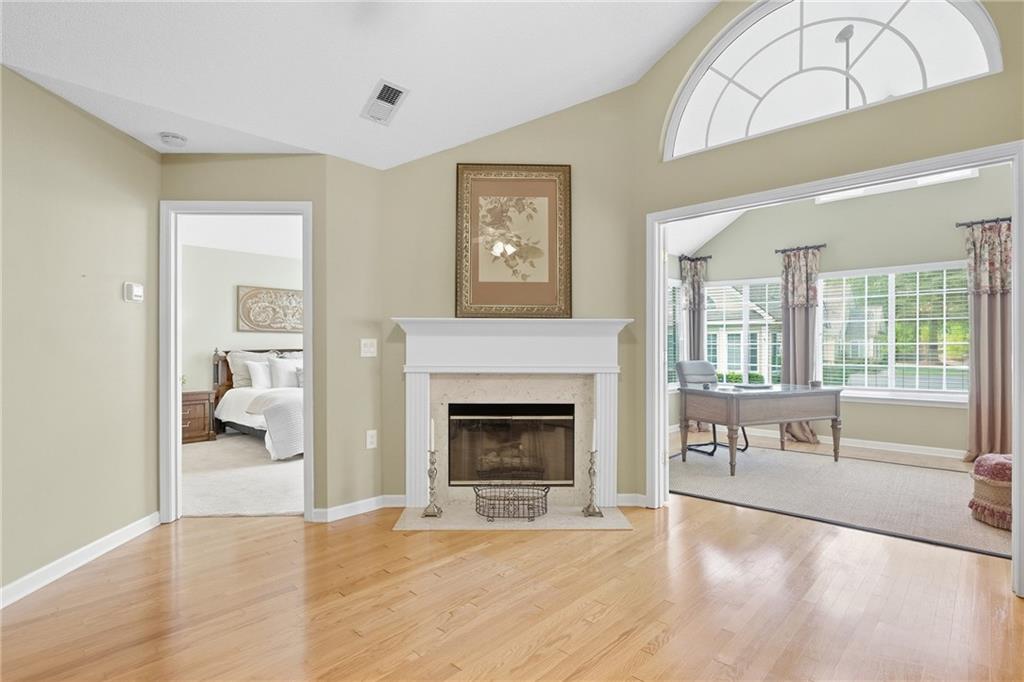 1402 Sweet Apple Circle Property Photo 3