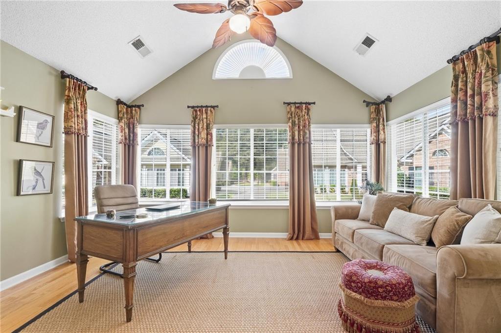 1402 Sweet Apple Circle Property Photo 4