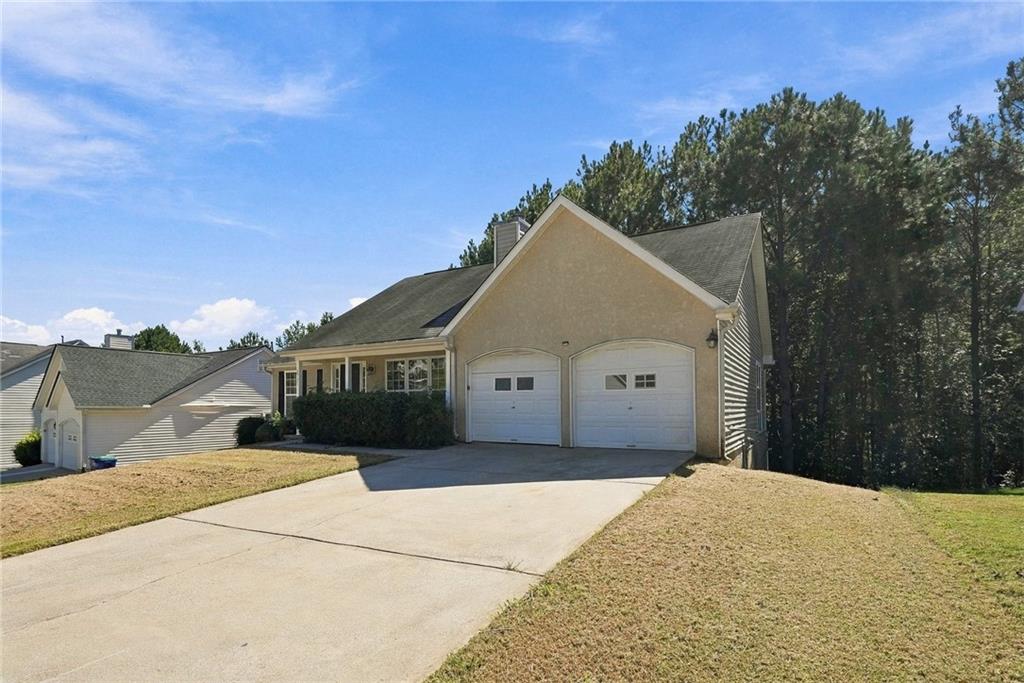 5741 Village Loop Property Photo 2